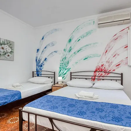 Rossa - Hideaway By The Sea דירה דאסיה