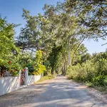 Rossa - Hideaway By The Sea Апартаменты *