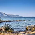 Rossa - Hideaway By The Sea Апартаменты