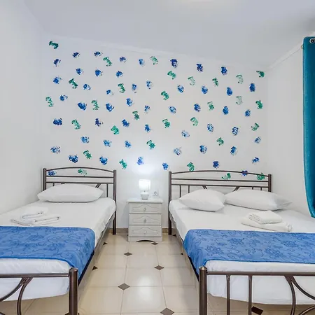 Rossa - Hideaway By The Sea