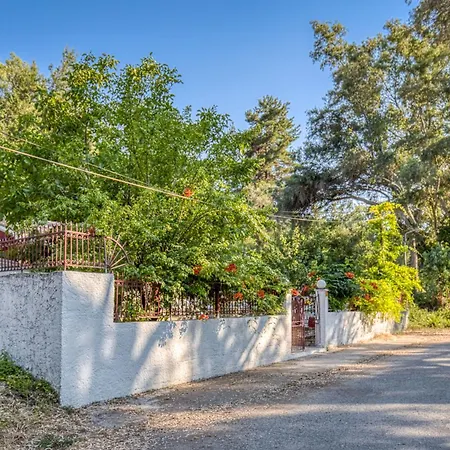 Διαμέρισμα Rossa - Hideaway By The Sea *