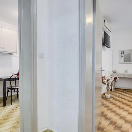 Apartment Rossa - Hideaway By The Sea