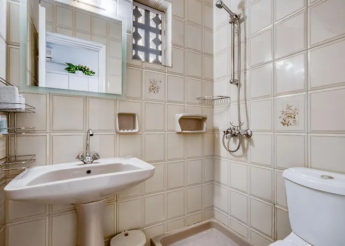 Rossa - Hideaway By The Sea Apartament *